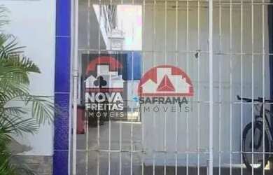 Imagem: O depósito possui 3 Vagas na garagem e 272m² de Área e está