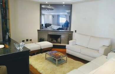 Imagem: O apartamento possui 4 Dormitórios, 5 Banheiros, 4 Vagas na