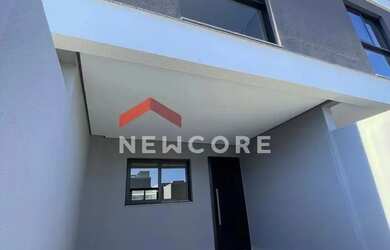 Imagem: A casa possui 2 Dormitórios, 3 Banheiros, 1 Vaga na garagem