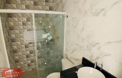 Imagem 15: Casa ao Lado da Av. Paraná com Terreno de Fundos