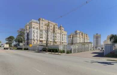 Imagem: O apartamento possui 2 Dormitórios, 3 Banheiros, 1 Vaga na