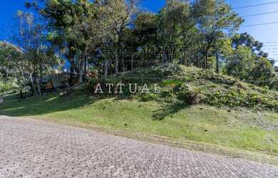 Imagem: O terreno possui 1716m² de Área e está localizado em Canela