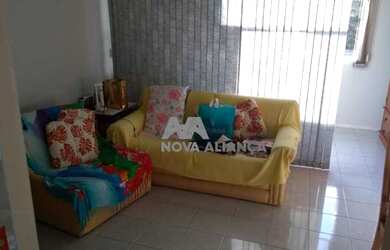 Imagem: A kitnet possui 1 Dormitório, 1 Banheiro, 32m² de Área, Imóvel