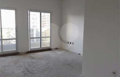 Imagem: O depósito possui 1 Vaga na garagem, 38m² de Área e está