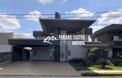 Imagem: A casa em condomínio possui 4 Dormitórios, 4 Banheiros, 2