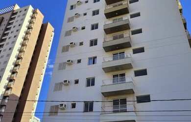 Imagem: O apartamento possui 1 Dormitório, 1 Banheiro, 1 Vaga na garagem