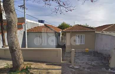 Imagem: O terreno possui 196m² de Área, Imóvel novo e está localizado