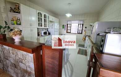 Imagem 16: Linda casa colonial 3 qtos/suíte/piscina/4 vagas, à venda, 230 m² por R$ 820.000 - São Ped