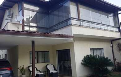 Imagem 4: Linda casa,4qts,piscina. Piscina, Churrasqueira, Guarda roupae350m² de...