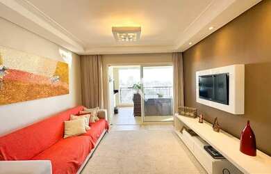 Imagem: O apartamento possui 4 Dormitórios, 3 Banheiros, 2 Vagas na