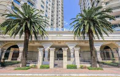 Imagem: O apartamento na cobertura possui 4 Dormitórios, 5 Banheiros