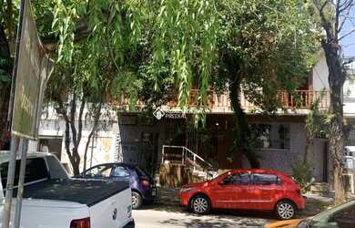 Imagem: A casa possui 2 Dormitórios, 1 Banheiro e 208m² de Área e