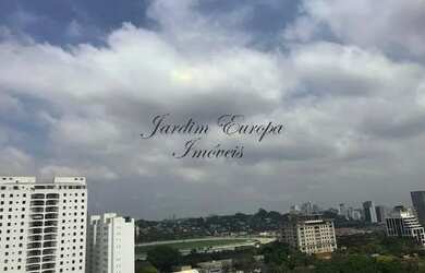 Imagem: O apartamento possui 4 Dormitórios, 5 Banheiros, 2 Vagas na