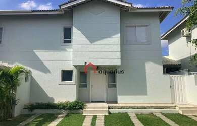 Imagem: A casa em condomínio possui 3 Dormitórios, 3 Banheiros, 2