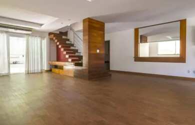 Imagem: A casa em condomínio possui 4 Dormitórios, 4 Banheiros, 3