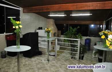 Imagem: A casa possui 5 Dormitórios, 4 Banheiros, 2 Vagas na garagem