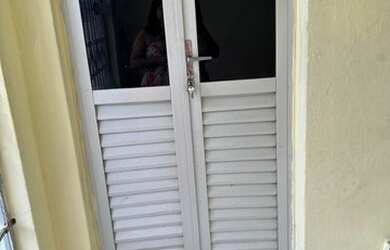 Imagem: A casa possui 3 Dormitórios, 2 Banheiros e 1 Vaga na garagem