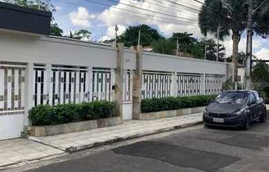 Imagem: A casa em condomínio possui 3 Dormitórios, 5 Banheiros, 3