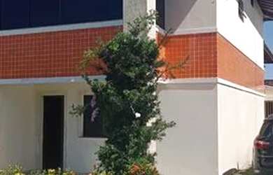 Imagem: A casa em condomínio possui 4 Dormitórios, 4 Banheiros, 2