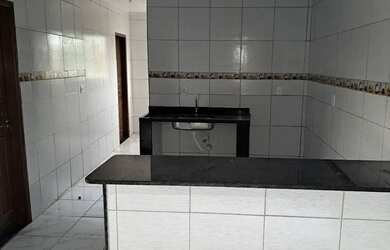 Imagem: A casa possui 2 Dormitórios, 1 Banheiro e está localizado