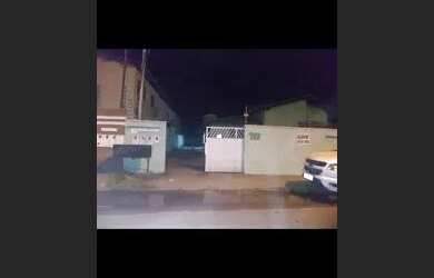 Imagem: A casa em condomínio possui 2 Dormitórios, 2 Banheiros, 2