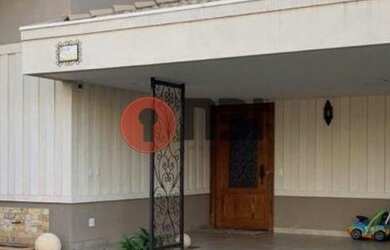 Imagem: A casa em condomínio possui 3 Dormitórios, 3 Banheiros, 4