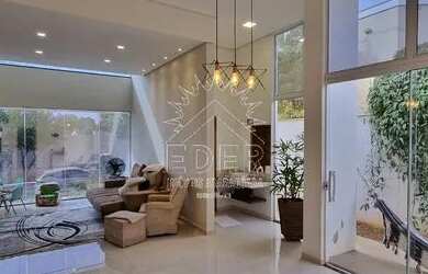 Imagem: A casa em condomínio possui 3 Dormitórios, 2 Banheiros, 4