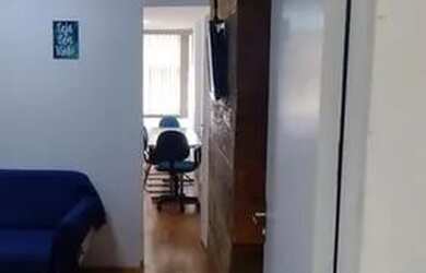 Imagem: O depósito possui 37m² de Área e está localizado em Centro