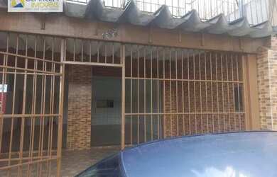 Imagem: O depósito possui 2 Vagas na garagem, 95m² de Área e está