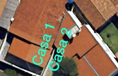 Imagem: A casa possui 3 Dormitórios, 2 Banheiros, 3 Vagas na garagem