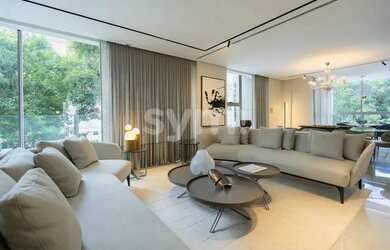 Imagem: O apartamento possui 3 Dormitórios, 5 Banheiros, 4 Vagas na