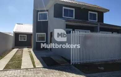 Imagem: A casa possui 2 Dormitórios, 1 Banheiro, 1 Vaga na garagem