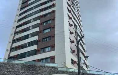 Imagem: O apartamento possui 3 Dormitórios, 3 Banheiros, 2 Vagas na