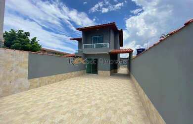 Imagem: A casa possui 2 Dormitórios, 1 Banheiro, 5 Vagas na garagem