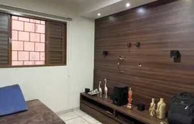 Imagem: A casa possui 4 Dormitórios, 3 Banheiros, 4 Vagas na garagem