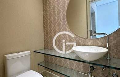 Imagem: O apartamento possui 3 Dormitórios, 5 Banheiros, 2 Vagas na