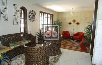 Imagem 12: Anil - Rua Pierre La Place - Casa Triplex - 4 Quartos 1 Suíte - 3 Vagas...