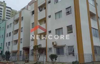 Imagem: O apartamento possui 1 Dormitório, 1 Banheiro, 44m² de Área