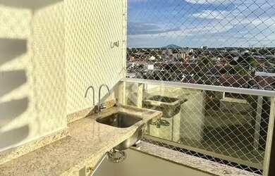 Imagem: O apartamento possui 2 Dormitórios, 2 Banheiros, 2 Vagas na