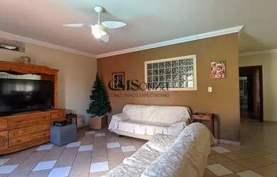 Imagem 5: Casa para venda e alugar 3 dormitórios (1 suíte), 295m², 3 Vila Fujita, Londrina