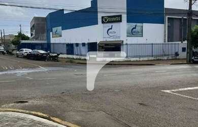 Imagem: O depósito possui 5 Vagas na garagem, 470m² de Área e está