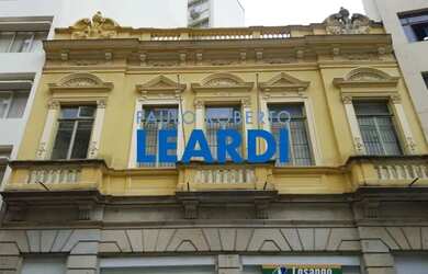 Imagem: O depósito possui 210m² de Área e está localizado em Centro