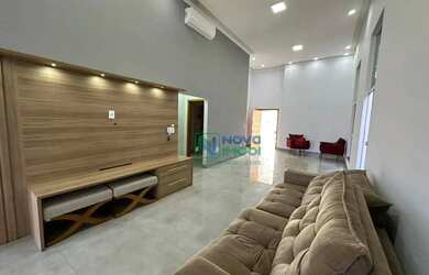 Imagem: A casa em condomínio possui 3 Dormitórios, 4 Banheiros, 4