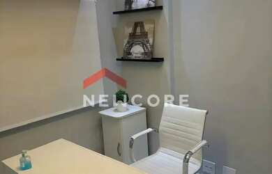 Imagem: O depósito possui 1 Vaga na garagem e 30m² de Área e está