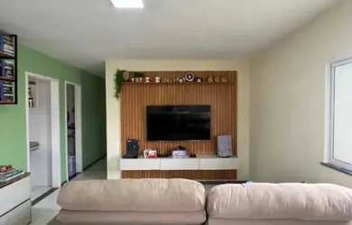 Imagem: A casa possui 3 Dormitórios, 2 Banheiros, 2 Vagas na garagem