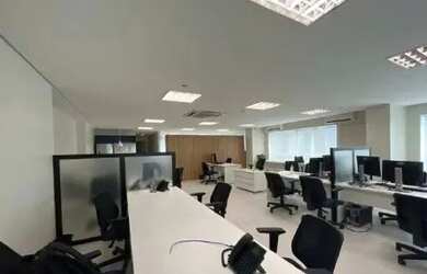 Imagem: Sala comercial para venda no Caminho das Árvores, Salvador