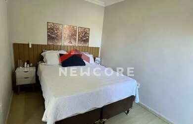 Imagem: A casa em condomínio possui 3 Dormitórios, 2 Banheiros, 1