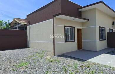 Imagem: A casa possui 2 Dormitórios, 1 Banheiro e 43m² de Área e