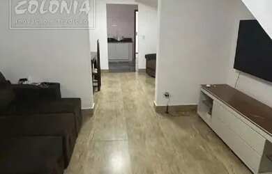 Imagem: A casa possui 3 Dormitórios, 3 Banheiros, 2 Vagas na garagem