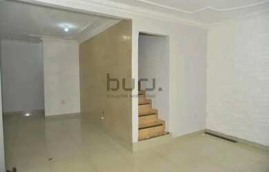 Imagem: A casa possui 4 Dormitórios, 4 Banheiros, 2 Vagas na garagem